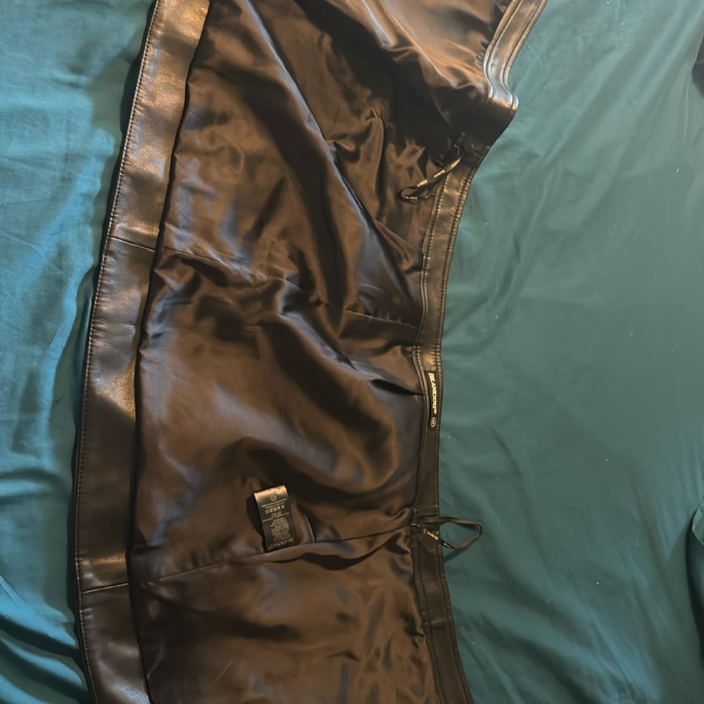 Leather skirt size 27 very different